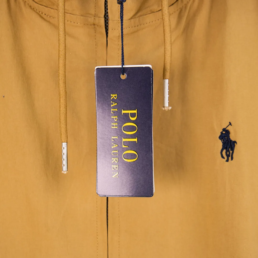 P340 zp version [exclusive supply] - Ralph Lauren/Ralph Lauren solid color logo embroidered cotton soft shell fabric hooded assault jacket - the face is the same as the original version 32 high count plain super soft carbon grinding ✅ - brand POLO three zippers, customized back collar webbing, dark and light two-color oil edge leather strips ✅ - Ralph Lauren/Ralph Lauren classic men's and women's same style pilot zipper hooded jacket assault jacket, casually wear it with an elegant and fashionable style, with a retro relaxed feel The hood and zipper elements add to the casual casualness. The paper man effect on the upper body can be perfectly controlled whether it is sports style or casual style. ✅ Color: Navy Khaki Size: S M L XL Number: WW10752